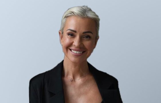 Julia Della Santa